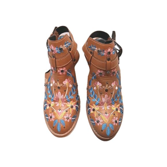 Unbranded Shoes - Floral Embroidered Western Cut-Out Ankle Booties Size 10 Block Heel Faux Leather